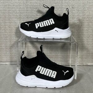 Puma Little Kids Black/White Mid Top Slip-On Sneakers Size 5C